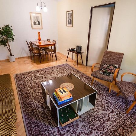 Retro Apartment Брезно Екстер'єр фото